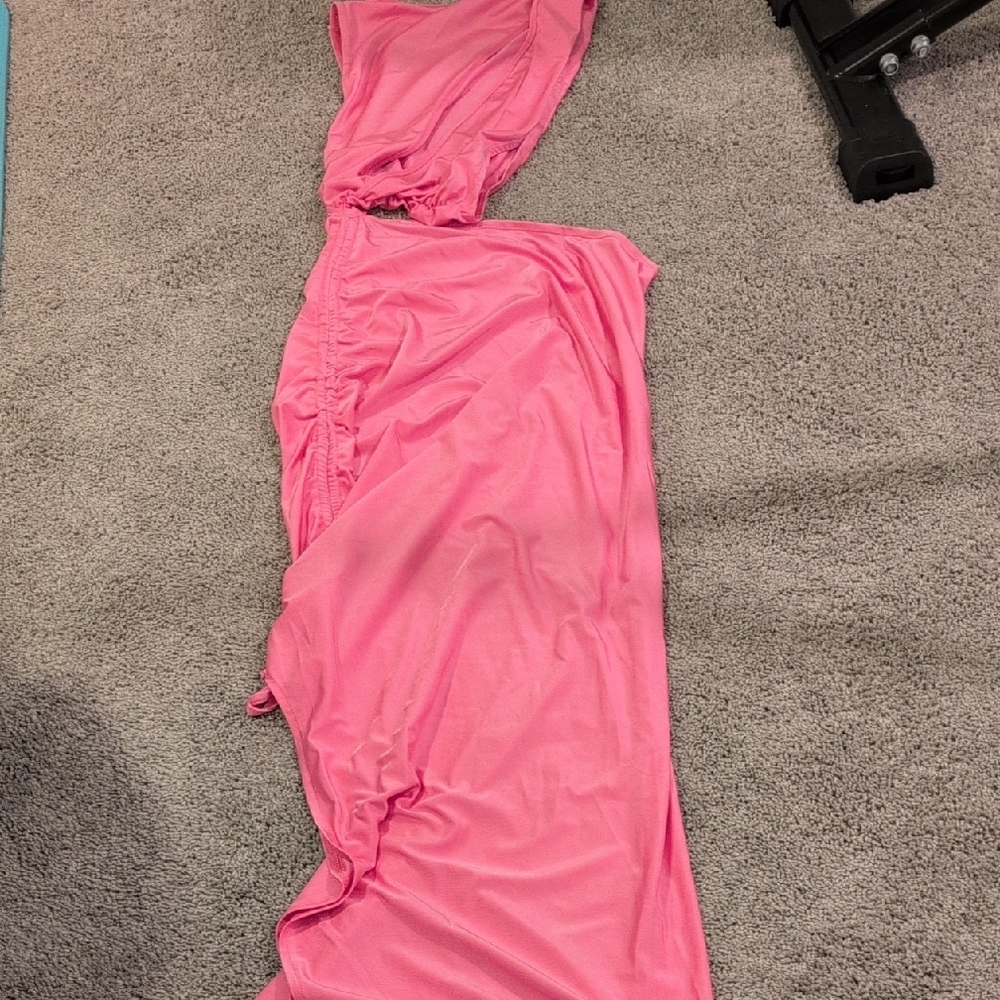 Elegant Pink Maxi Dress